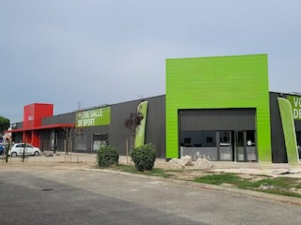 ARTHUR LOYD VAUCLUSE LOCATION-LOCAL COMMERCIAL-AVIGNON-84