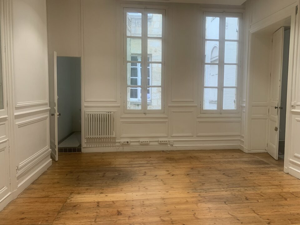 CUSHMAN WAKEFIELD BORDEAUX LOCATION-BUREAUX-BORDEAUX-33