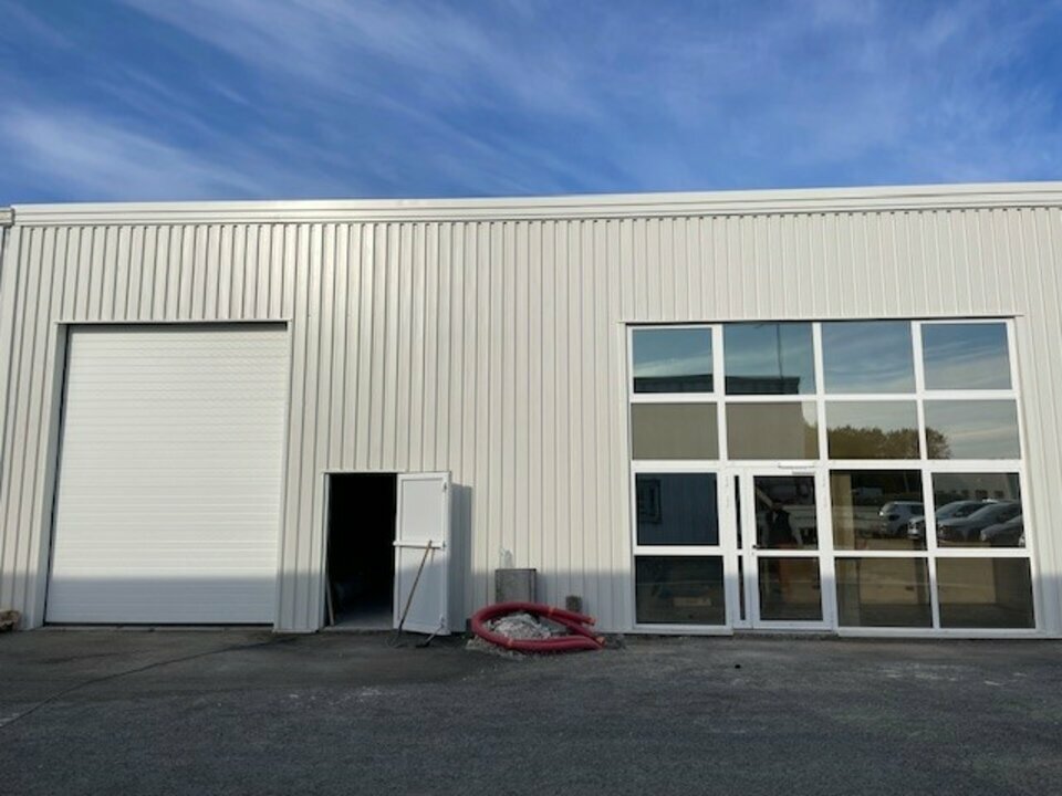 CUSHMAN WAKEFIELD BORDEAUX LOCATION-LOCAL D'ACTIVITE-LE_HAILLAN-33