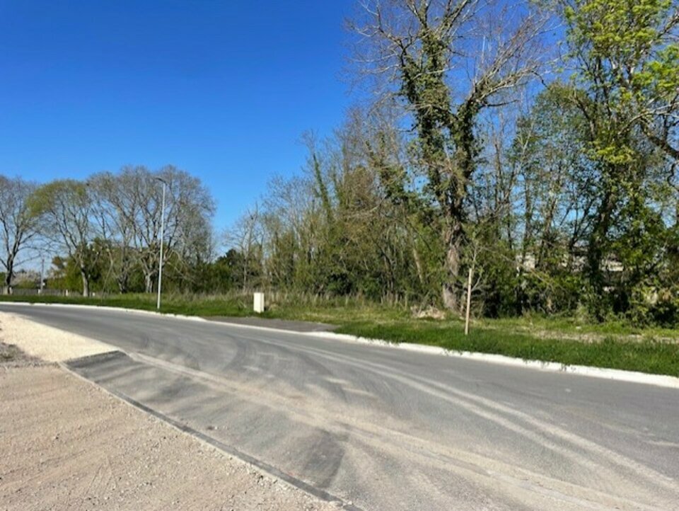 CUSHMAN WAKEFIELD BORDEAUX VENTE-TERRAIN-AMBARES_ET_LAGRAVE-33
