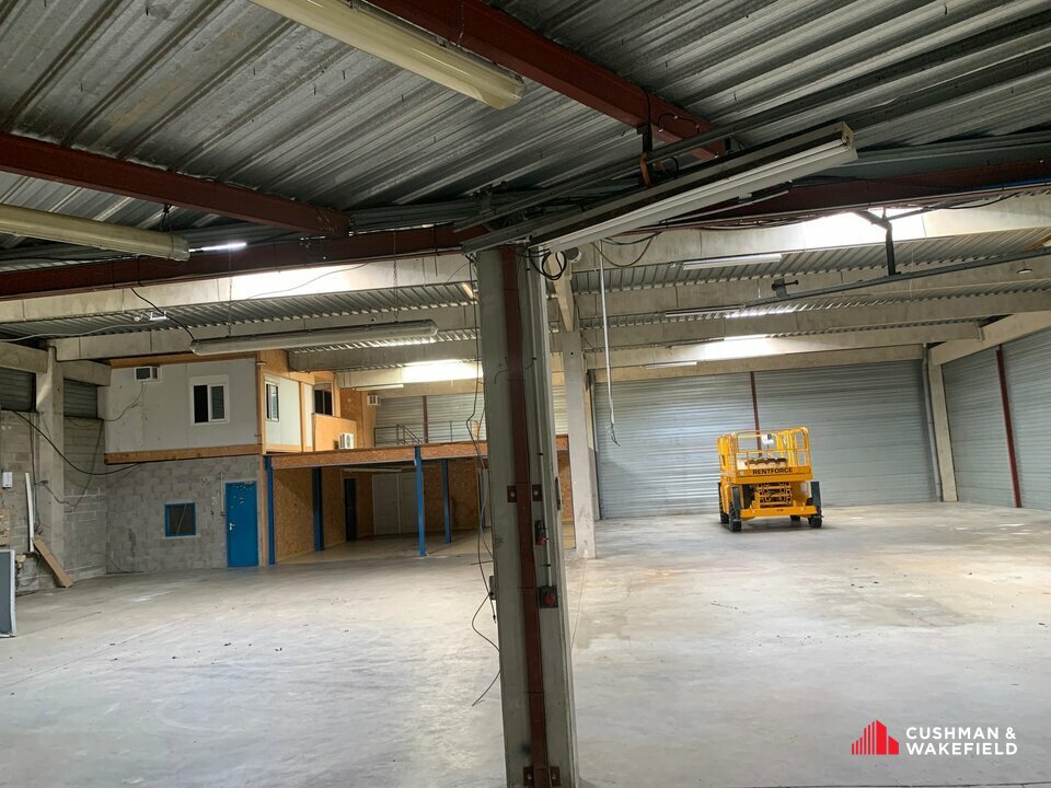 CUSHMAN WAKEFIELD BORDEAUX LOCATION-LOCAL D'ACTIVITE-EYSINES-33