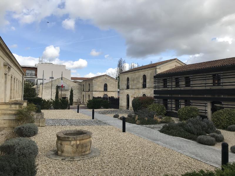 CUSHMAN WAKEFIELD BORDEAUX LOCATION-BUREAUX-BORDEAUX-33
