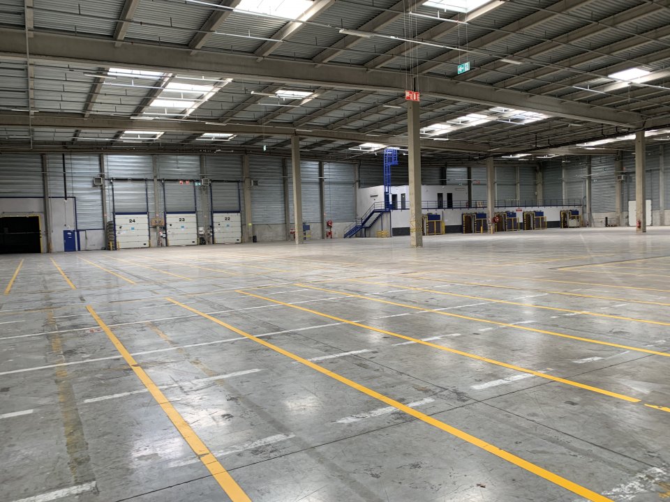 CUSHMAN WAKEFIELD BORDEAUX LOCATION-ENTREPOT-LA_BREDE-33