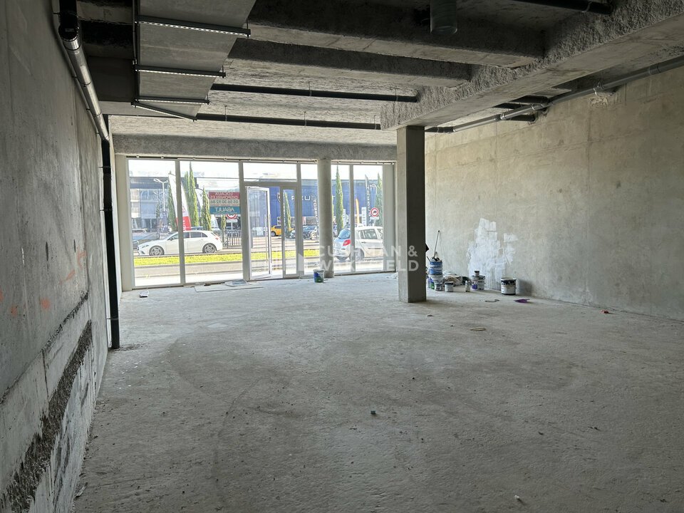 CUSHMAN WAKEFIELD BORDEAUX LOCATION-LOCAL COMMERCIAL-LE_BOUSCAT-33