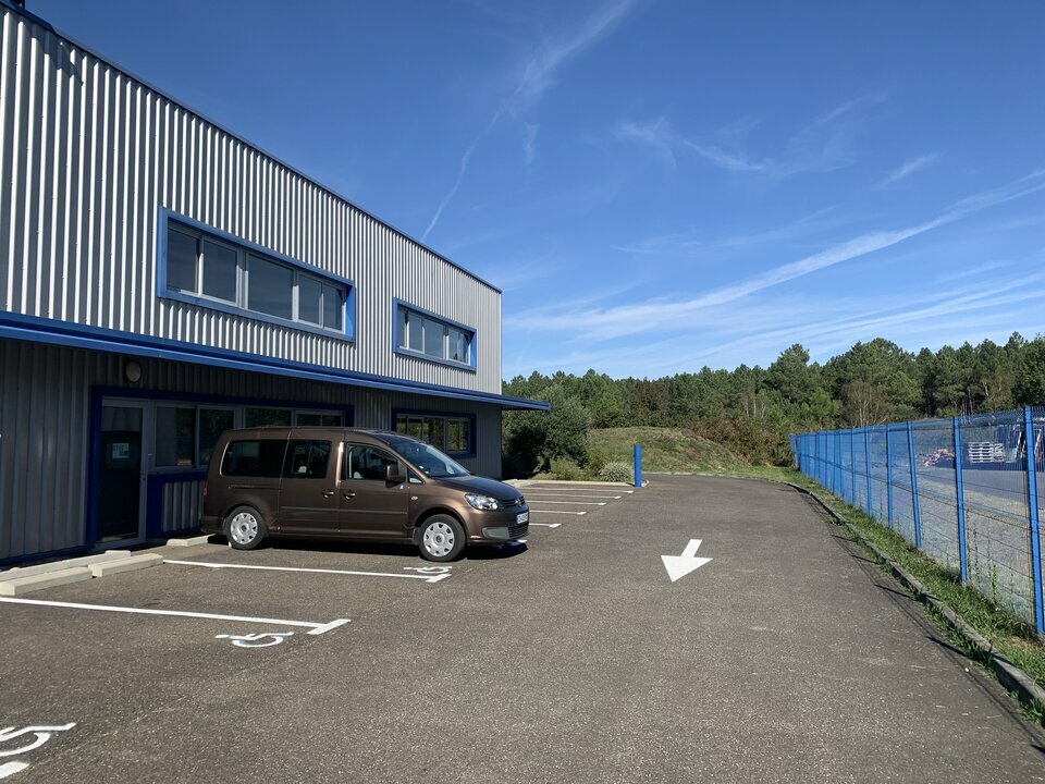 CUSHMAN WAKEFIELD BORDEAUX LOCATION-LOCAL D'ACTIVITE-SAINT_JEAN_D'ILLAC-33