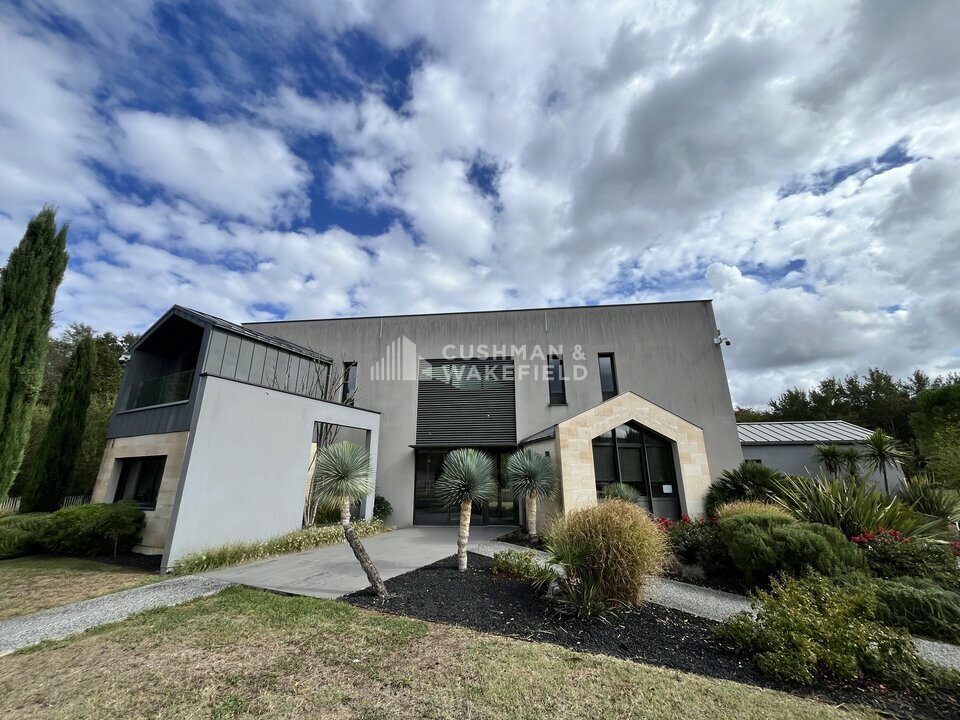 CUSHMAN WAKEFIELD BORDEAUX VENTE-BUREAUX-BEYCHAC_ET_CAILLAU-33
