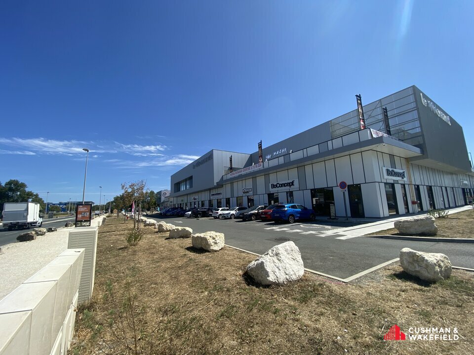 CUSHMAN WAKEFIELD BORDEAUX CESSION-LOCAL COMMERCIAL-BEGLES-33