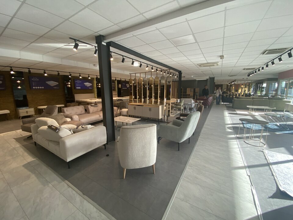 CUSHMAN WAKEFIELD BORDEAUX LOCATION-LOCAL COMMERCIAL-BORDEAUX-33