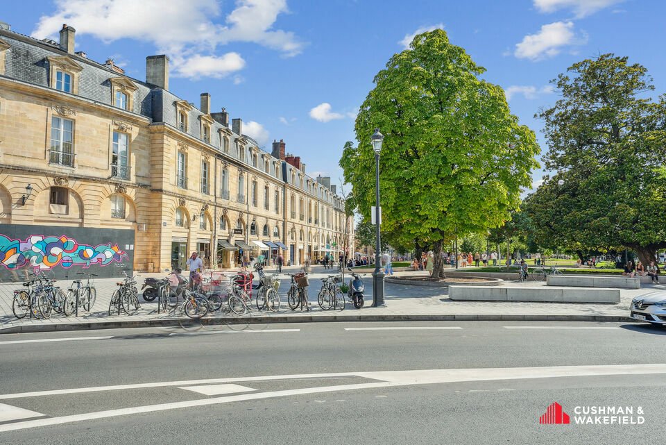 CUSHMAN WAKEFIELD BORDEAUX CESSION-LOCAL COMMERCIAL-BORDEAUX-33