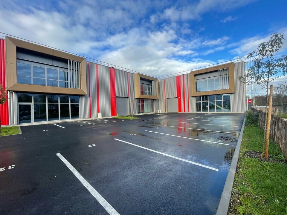 CUSHMAN WAKEFIELD BORDEAUX LOCATION-LOCAL D'ACTIVITE-TRESSES-33