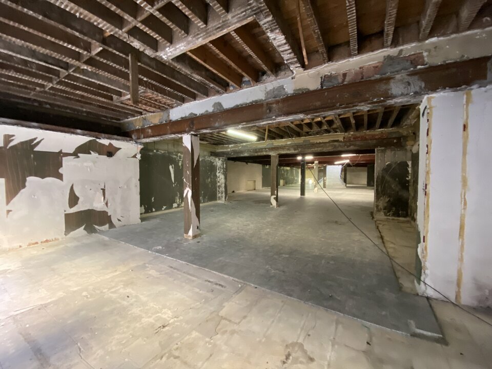 CUSHMAN WAKEFIELD BORDEAUX LOCATION-LOCAL COMMERCIAL-BORDEAUX-33