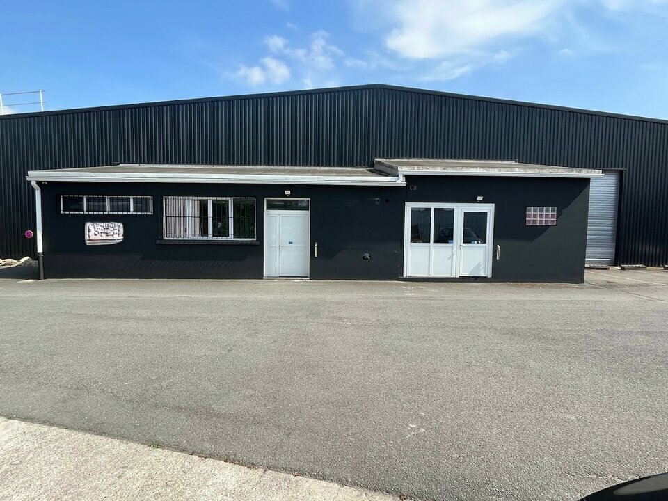 CUSHMAN WAKEFIELD BORDEAUX LOCATION-LOCAL COMMERCIAL-PESSAC-33