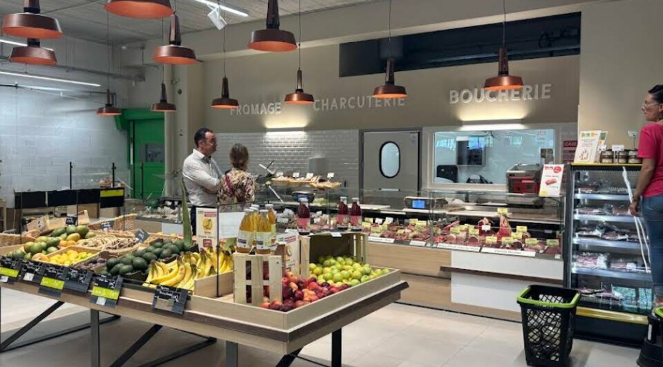 CUSHMAN WAKEFIELD BORDEAUX LOCATION-LOCAL COMMERCIAL-MARTILLAC-33