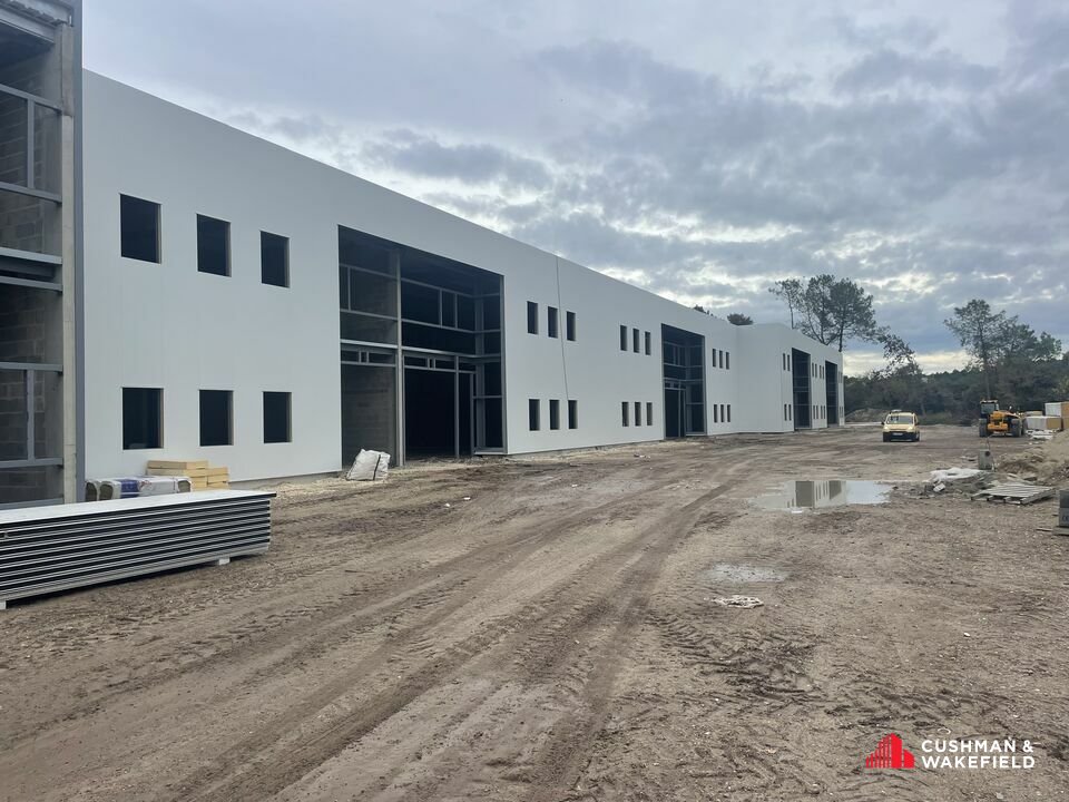 CUSHMAN WAKEFIELD BORDEAUX VENTE-LOCAL D'ACTIVITE-SAINT_JEAN_D'ILLAC-33