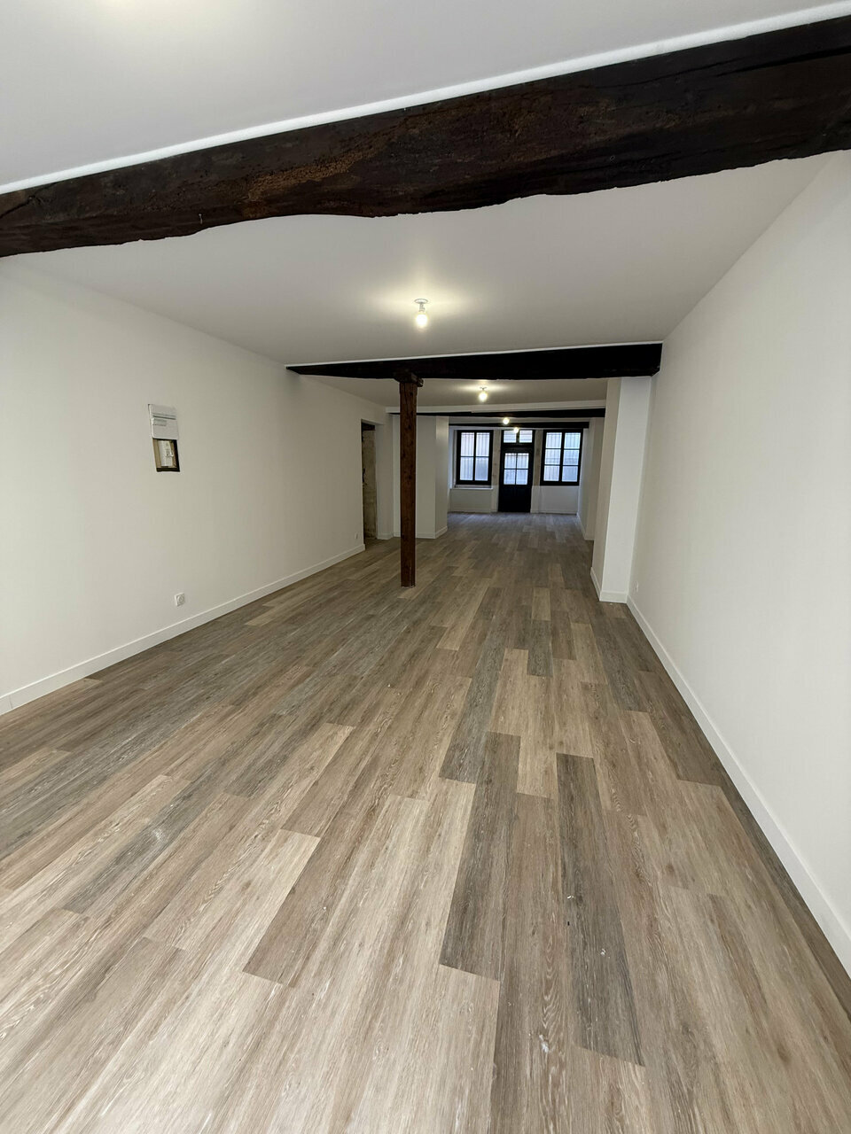 ARTHUR LOYD SUD BOURGOGNE LOCATION-LOCAL COMMERCIAL-CHALON_SUR_SAONE-71