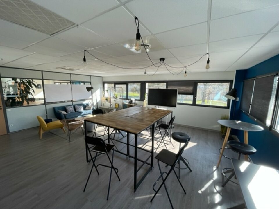 ARTHUR LOYD SUD BOURGOGNE LOCATION-BUREAUX-ECUISSES-71