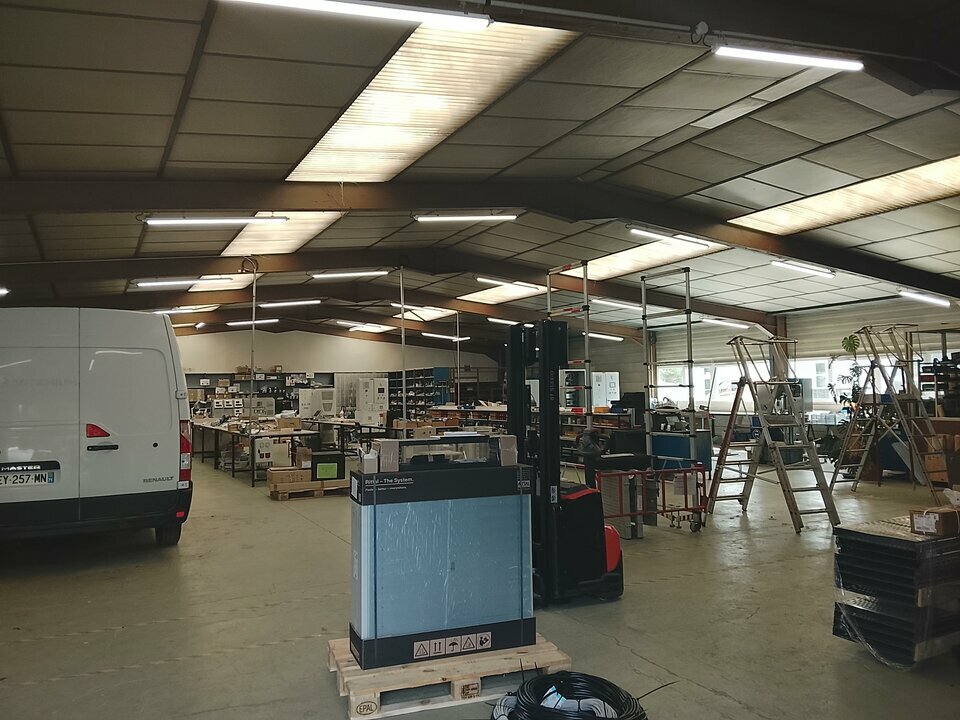 ARTHUR LOYD SUD BOURGOGNE LOCATION-LOCAL D'ACTIVITE-CRISSEY-71