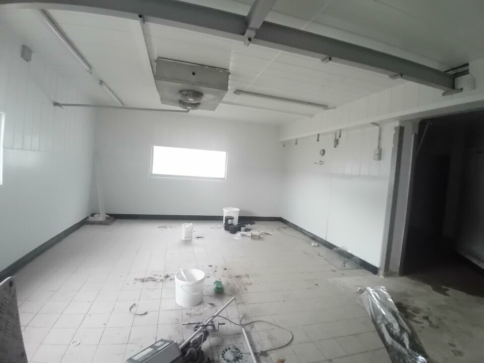 ARTHUR LOYD SUD BOURGOGNE VENTE-ENTREPOT-LE_CREUSOT-71