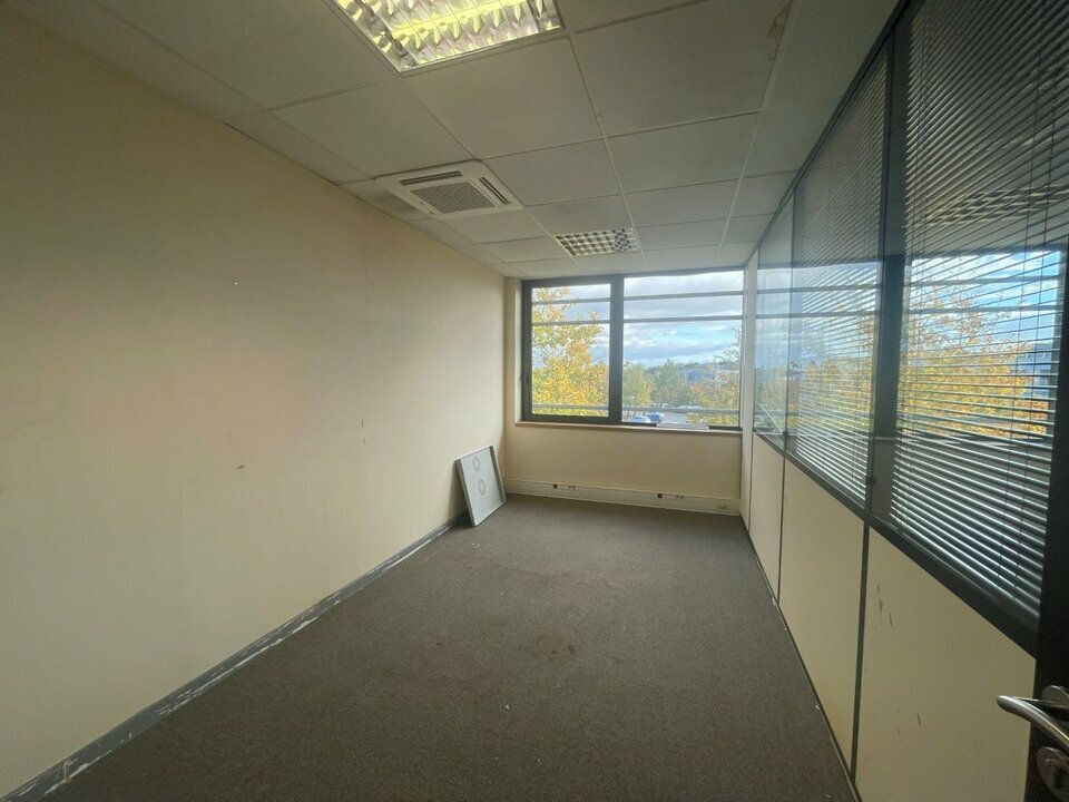 PROLOCAUX LOCATION-BUREAUX-SAINT-PRIEST-69