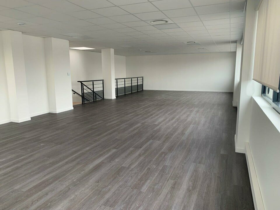 PROLOCAUX LOCATION-LOCAL D'ACTIVITE-SAINT_QUENTIN_FALLAVIER-38