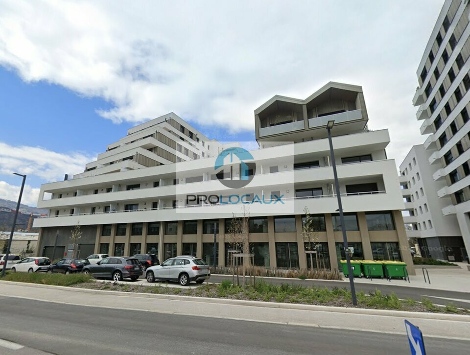 PROLOCAUX VENTE-LOCAL COMMERCIAL-LE_PONT_DE_CLAIX-38