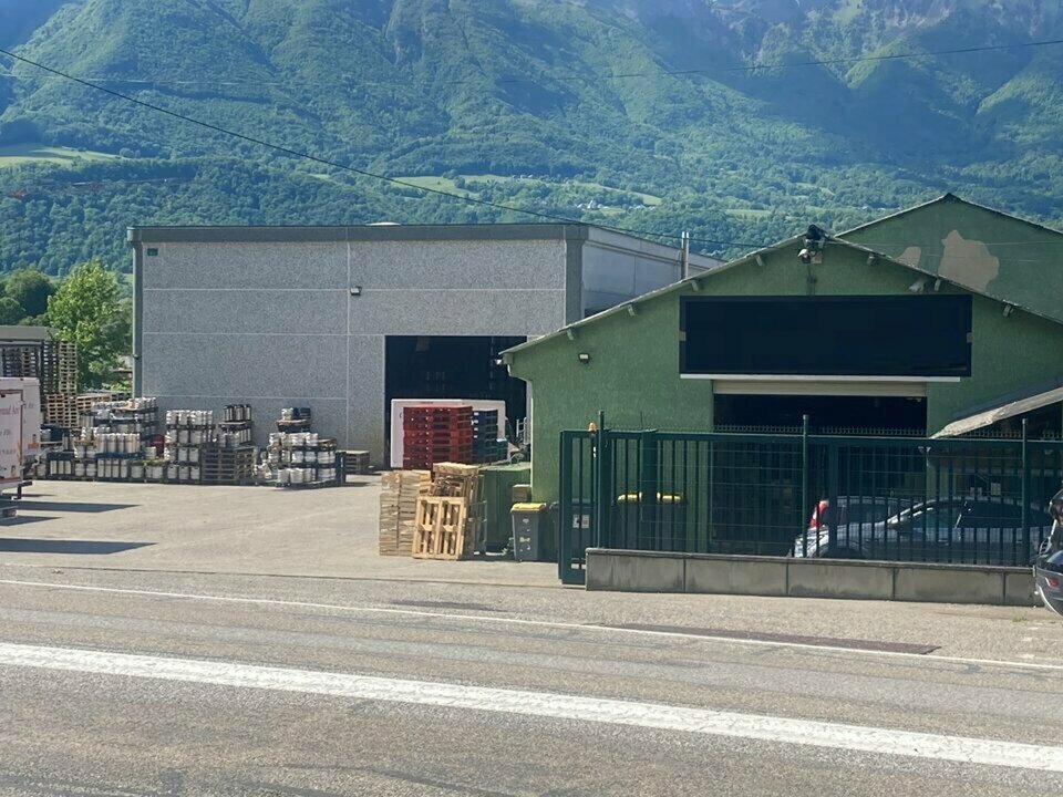 PROLOCAUX VENTE-ENTREPOT-NOTRE_DAME_DES_MILLIERES-73