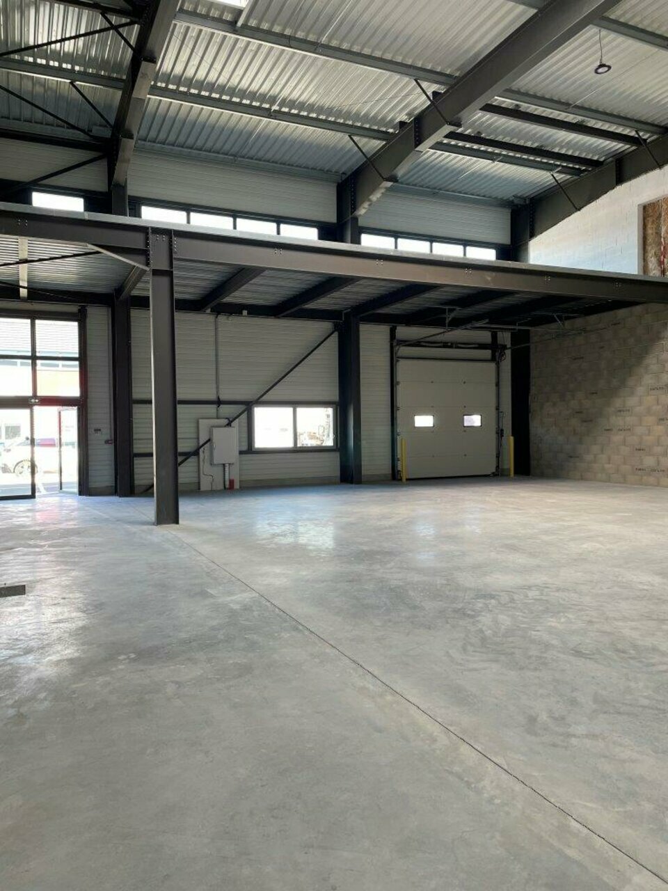 PROLOCAUX LOCATION-LOCAL D'ACTIVITE-DAGNEUX-01