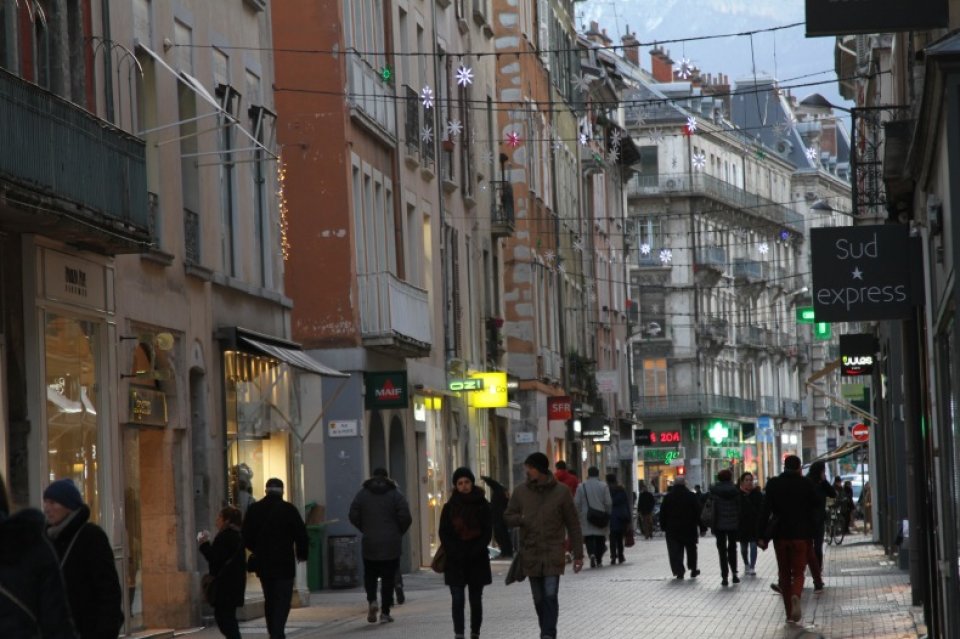 123 COMMERCES VENTE-LOCAL COMMERCIAL-GRENOBLE-38