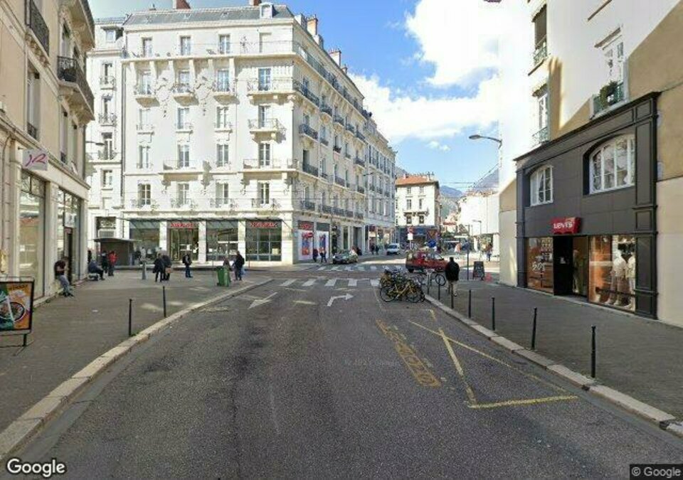 123 COMMERCES LOCATION-LOCAL COMMERCIAL-GRENOBLE-38