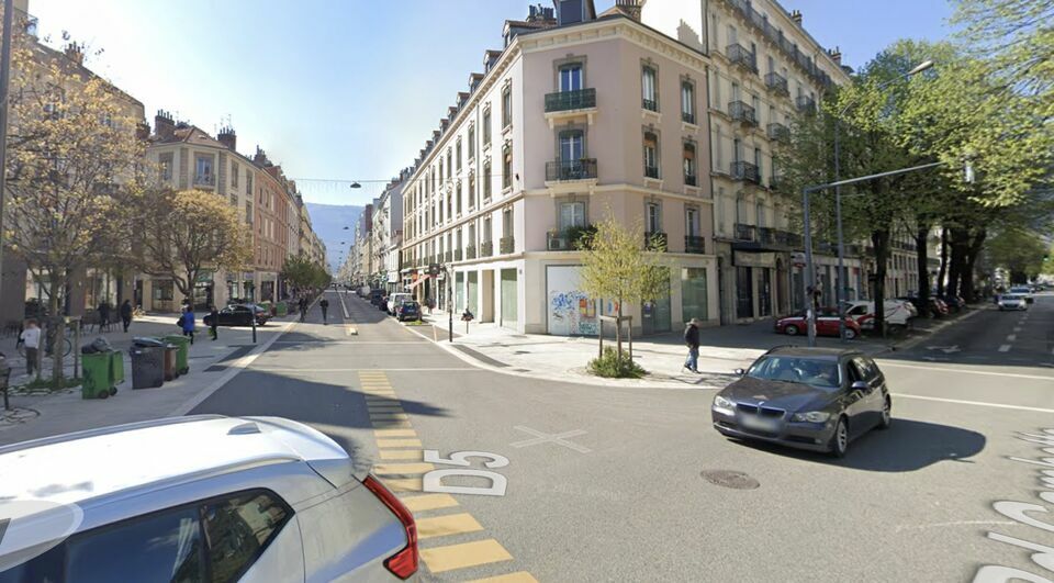123 COMMERCES VENTE-LOCAL COMMERCIAL-GRENOBLE-38
