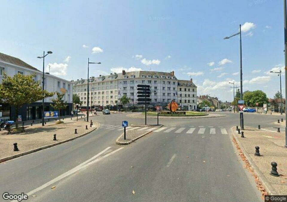 123 COMMERCES VENTE-LOCAL COMMERCIAL-BOURGES-18