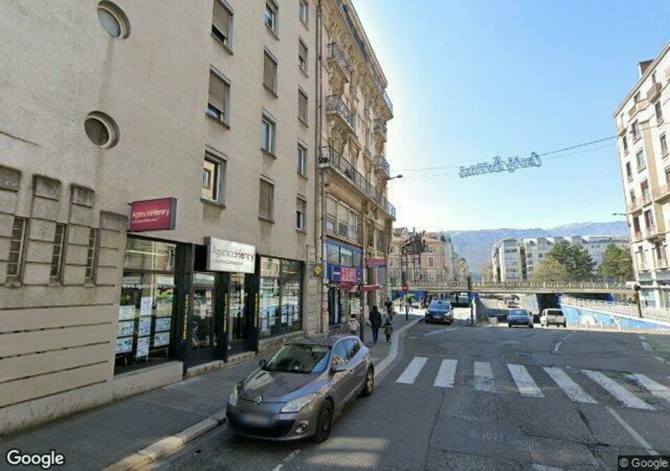 123 COMMERCES VENTE-LOCAL COMMERCIAL-GRENOBLE-38