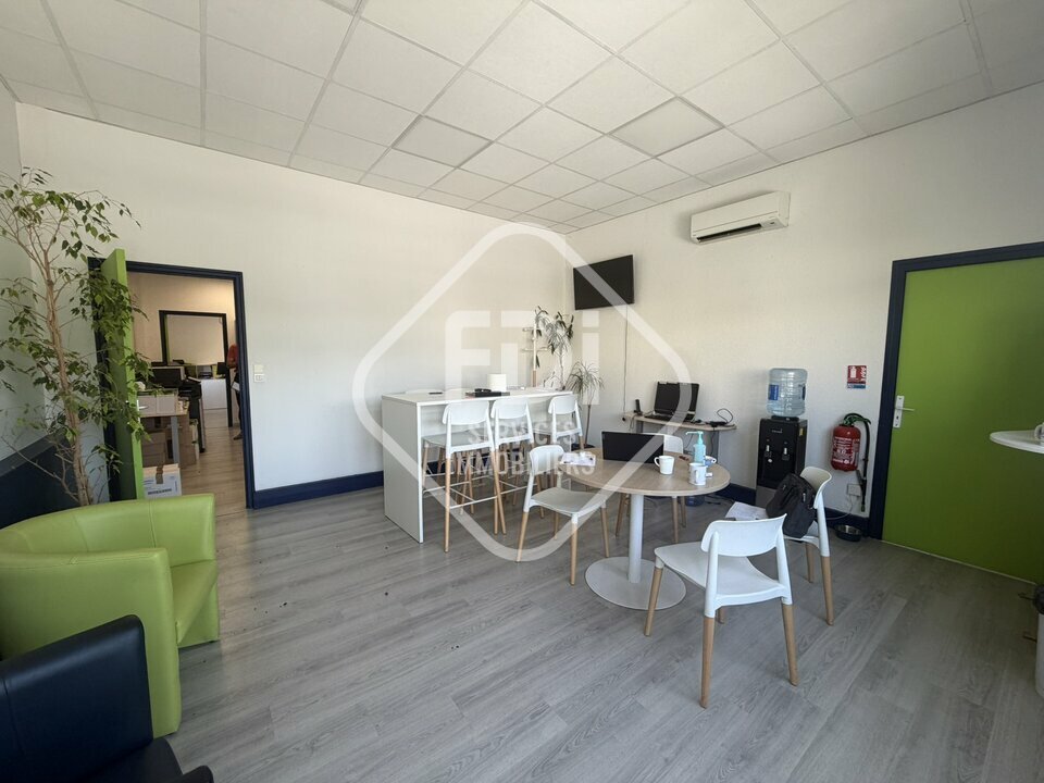 FDI SERVICES IMMOBILIERS D'ENTREPRISE LOCATION-LOCAL D'ACTIVITE-SAINT_JEAN_DE_VEDAS-34