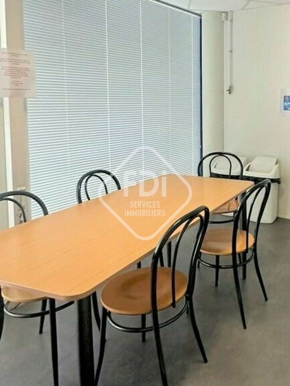 FDI GACI LOCATION-BUREAUX-MAUGUIO-34