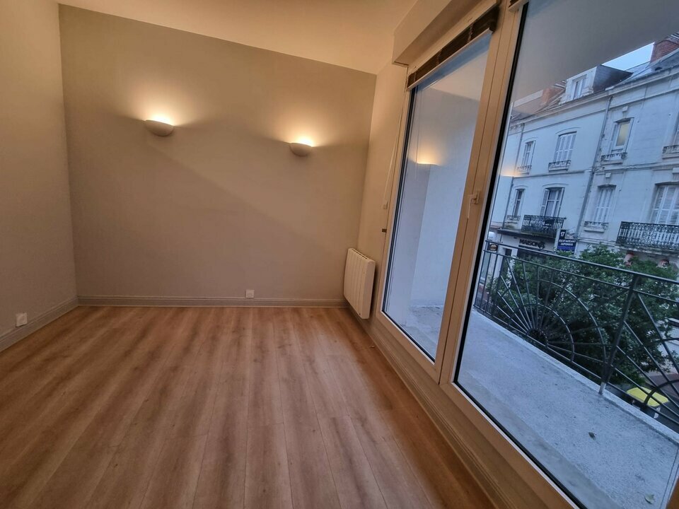 BROSSET Immobilier LOCATION-BUREAUX-TOURS-37