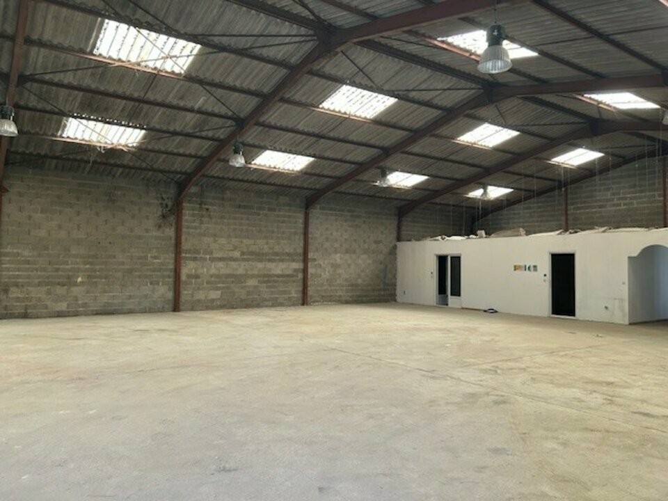 BROSSET Immobilier LOCATION-LOCAL D'ACTIVITE-JOUE-LES-TOURS-37