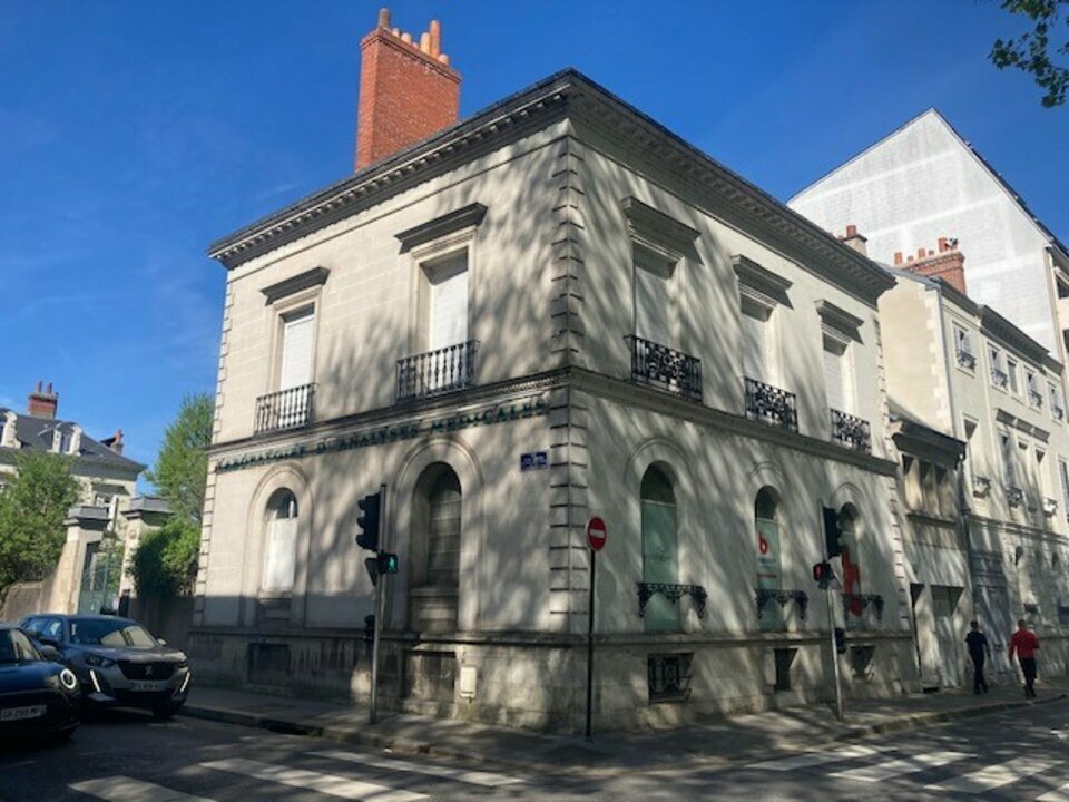 BROSSET Immobilier LOCATION-BUREAUX-TOURS-37