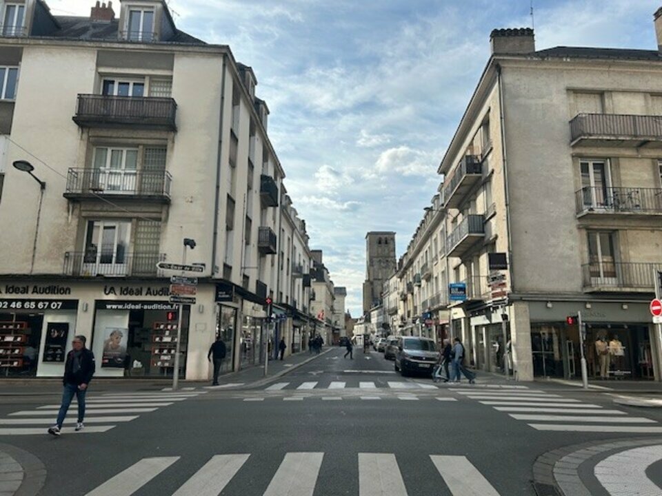 BROSSET Immobilier CESSION-LOCAL COMMERCIAL-TOURS-37