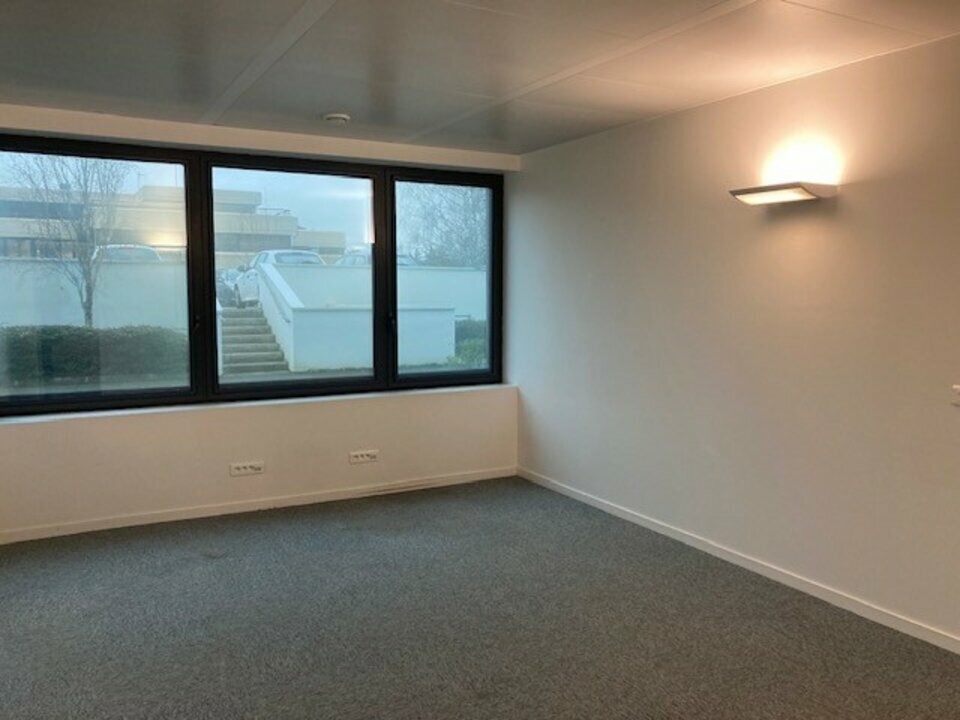 BROSSET Immobilier LOCATION-BUREAUX-TOURS-37