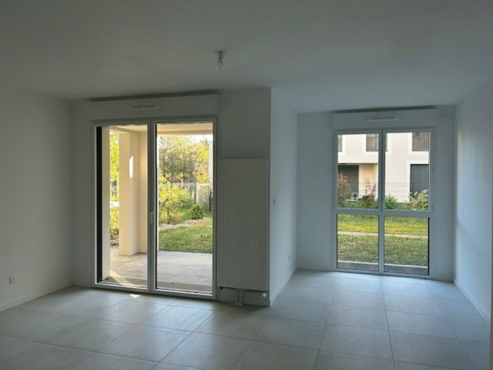 BROSSET Immobilier LOCATION-BUREAUX-SAINT-CYR-SUR-LOIRE-37