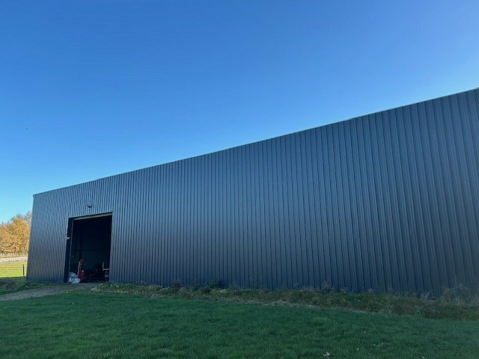 BROSSET Immobilier LOCATION-ENTREPOT-SAINT_ANTOINE_DU_ROCHER-37