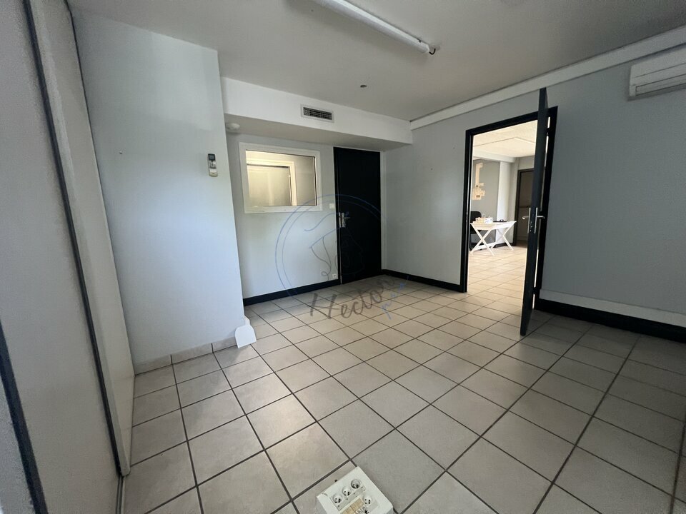 STRUCTURES LOCATION-BUREAUX-BRIVE-LA-GAILLARDE-19