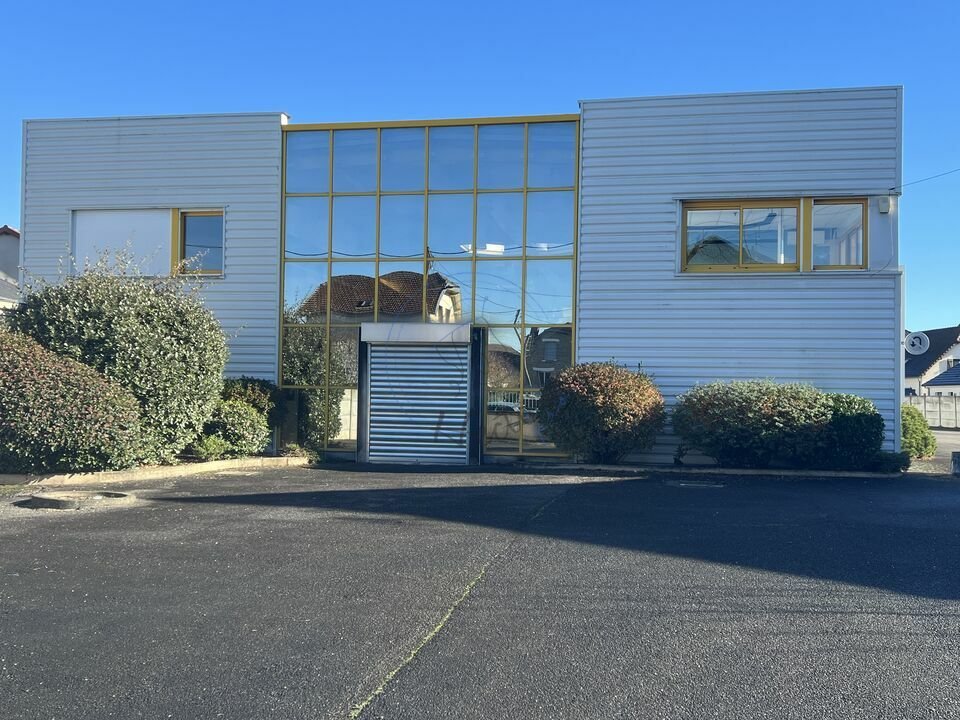 STRUCTURES LOCATION-LOCAL COMMERCIAL-BRIVE_LA_GAILLARDE-19