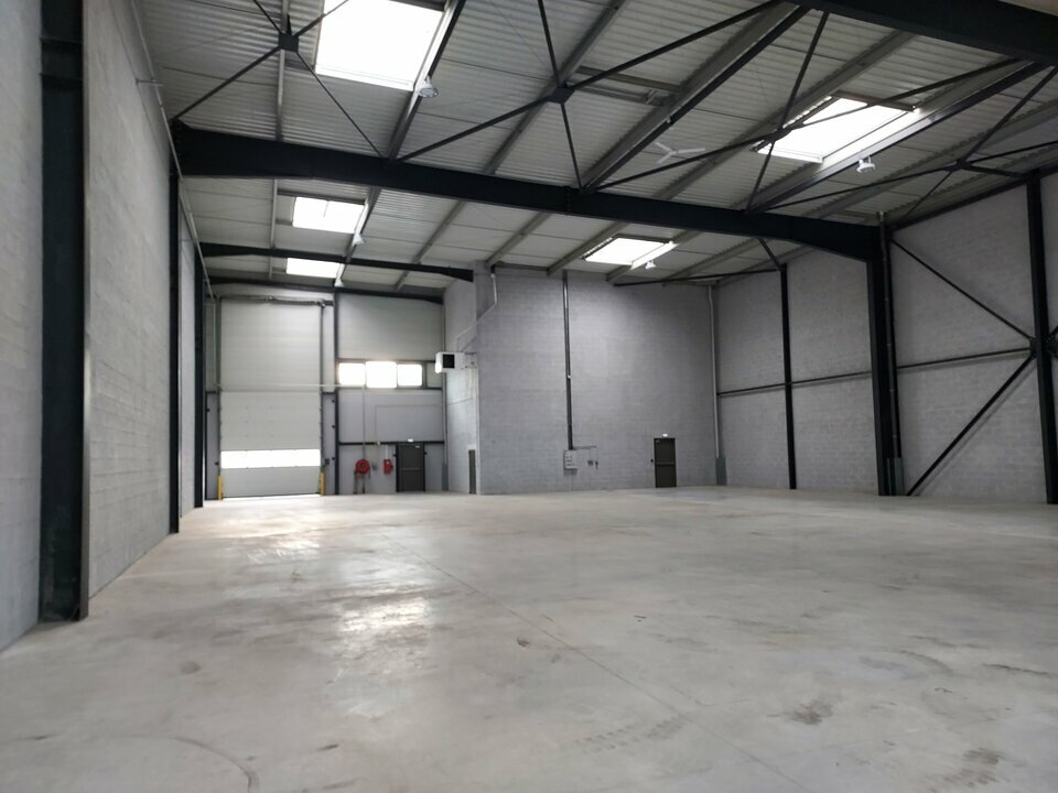 ILYADE LOCATION-ENTREPOT-VITROLLES-13