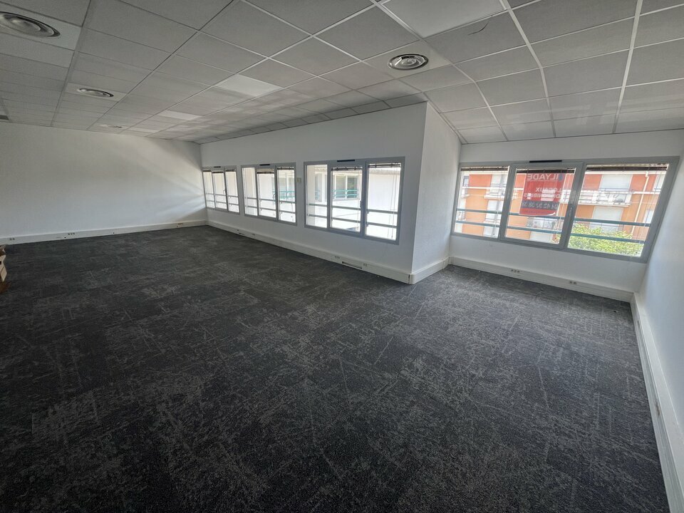 ILYADE LOCATION-BUREAUX-AIX_EN_PROVENCE-13