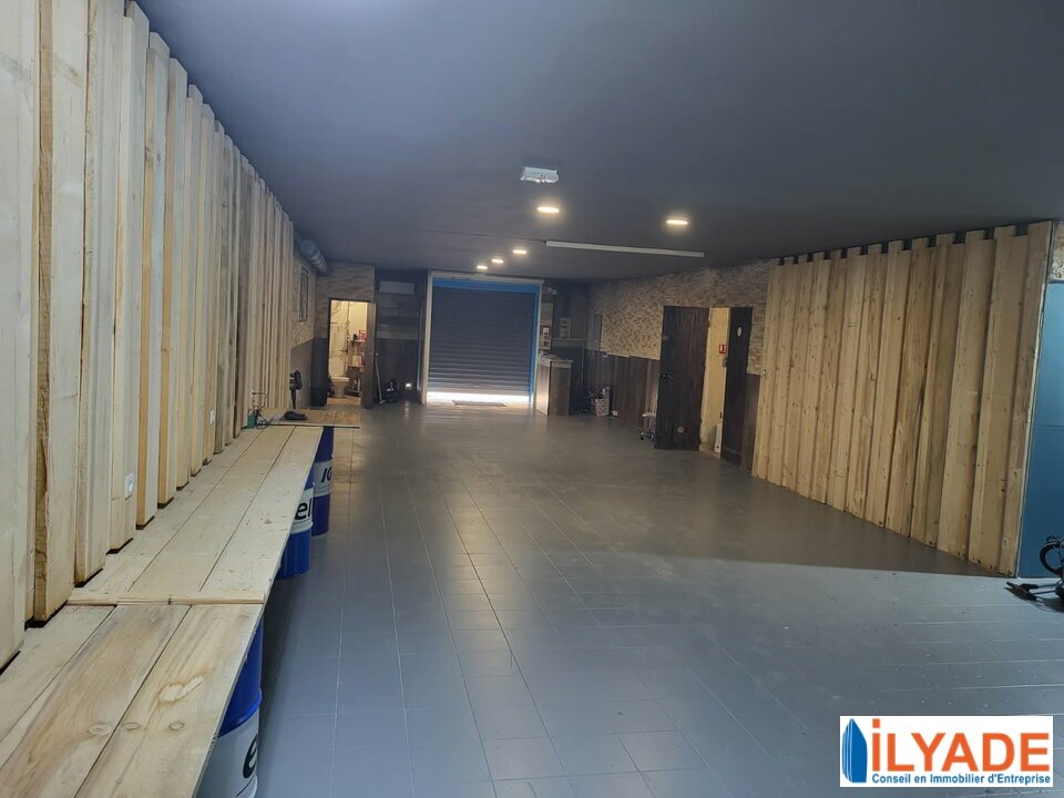 ILYADE LOCATION-LOCAL COMMERCIAL-TRETS-13