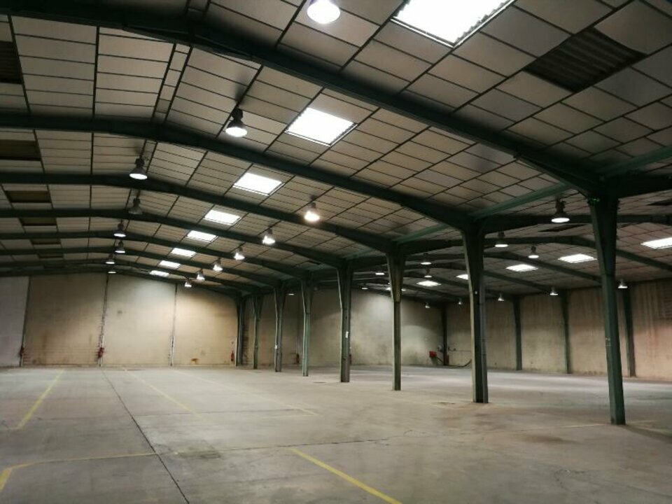 ILYADE LOCATION-ENTREPOT-VITROLLES-13