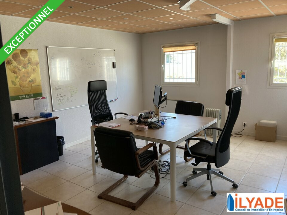 BUREAUX à Vendre à BRIGNOLES - 83 BUREAUX à Vendre à BRIGNOLES - 83