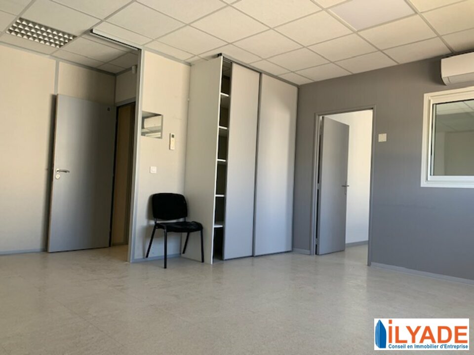 BUREAUX à Louer à PERTUIS - 84 BUREAUX à Louer à PERTUIS - 84