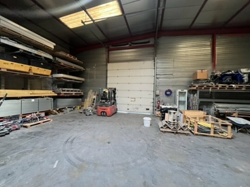 ILYADE LOCATION-ENTREPOT-SEPTEMES_LES_VALLONS-13